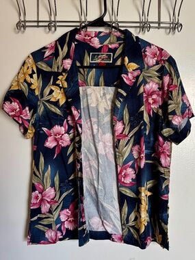 La Cabana Tropical Hawaiian Shirt Floral Vacation Resort Button Up Medium